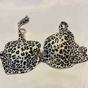 Victoria's Secret Black and Cream Leopard Print Bra